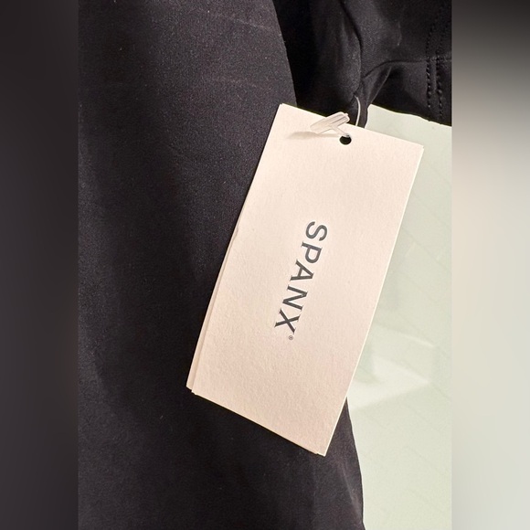 SPANX NWT Body Suit - Picture 3 of 7